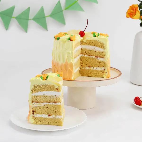 Delicious Creamy Pineapple Cake (600 Gm)
