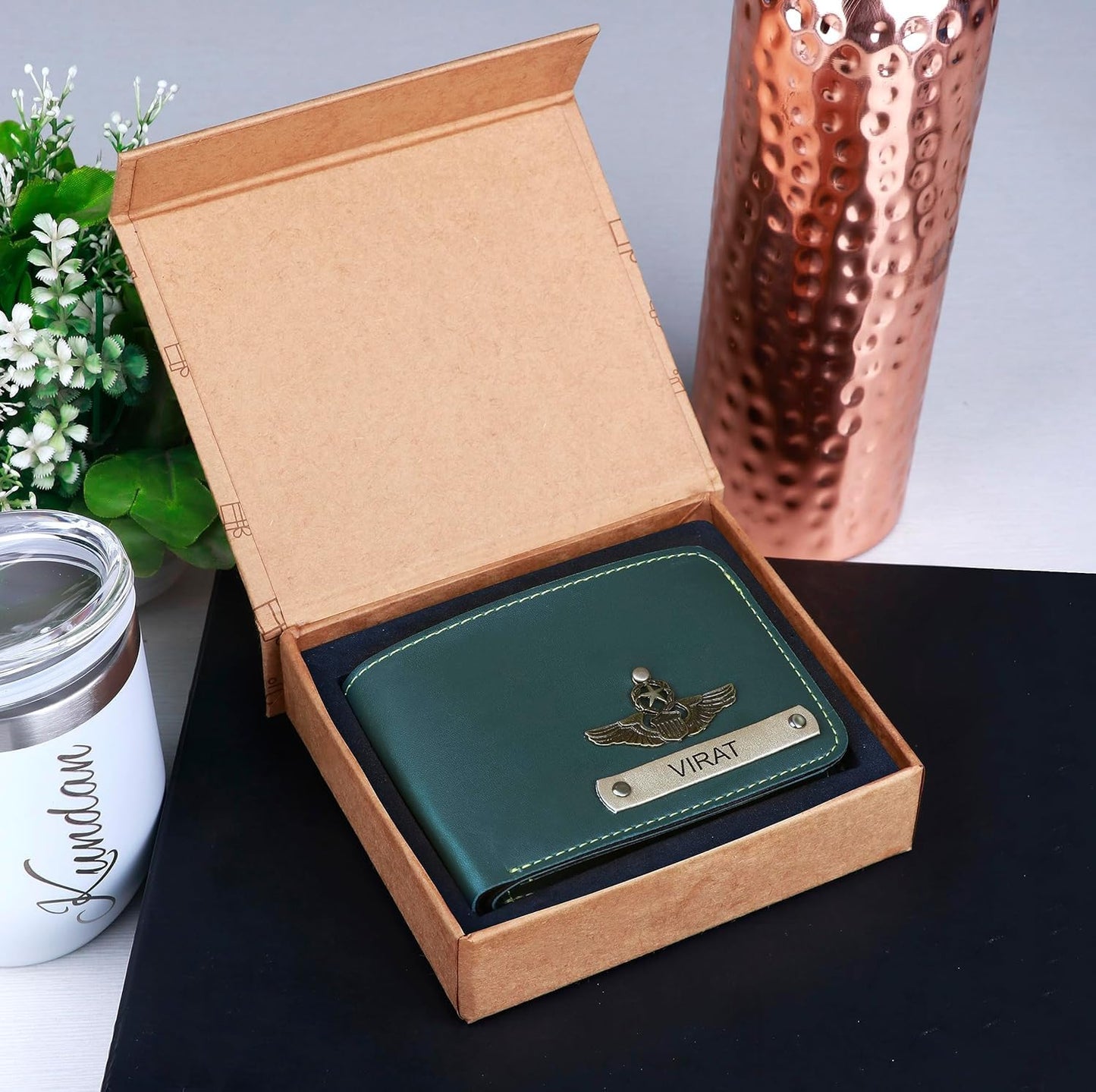 The Unique Gift Studio Men's Leather Customised Name with Logo Wallet - Green