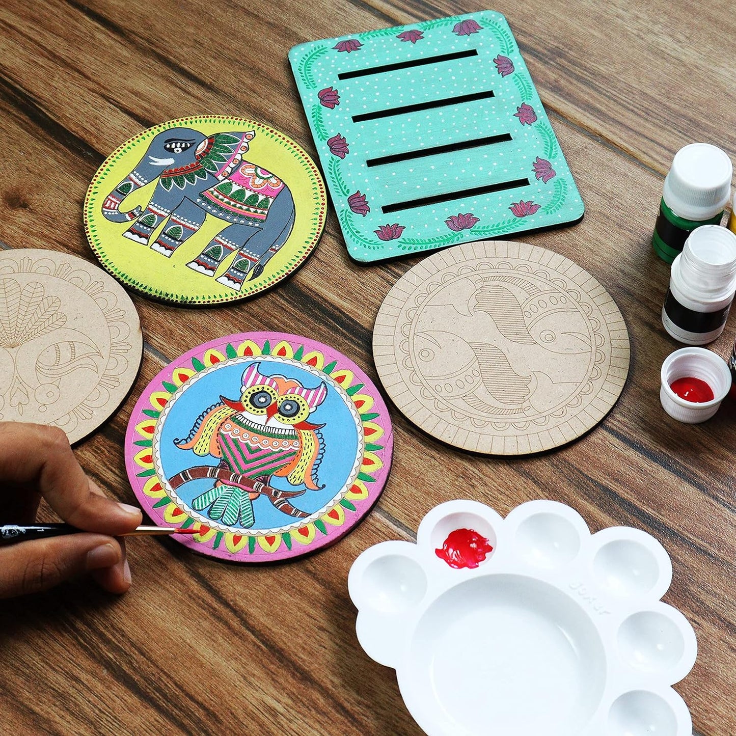 SOLOBOLO Madhubani Painting Kit Tea Coasters with Stand - Art and Craft kit for Girls 9-12, Coaster DIY Craft Kit, Painting kit for Kids 6-12, Gift for Children's (Multicolour Wood)